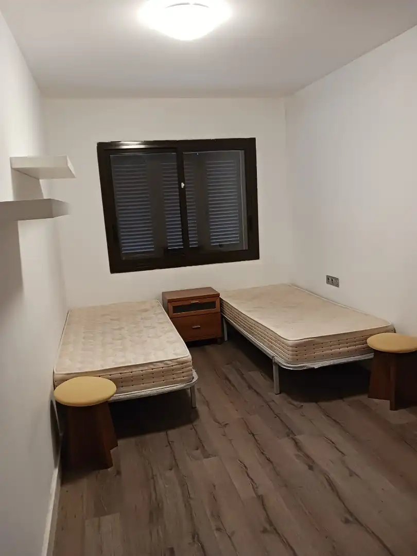 Schlafzimmer von Wohnung zum Verkauf in Sant Jaume d'Enveja mit Klimaanlage, Heizung und Parkett