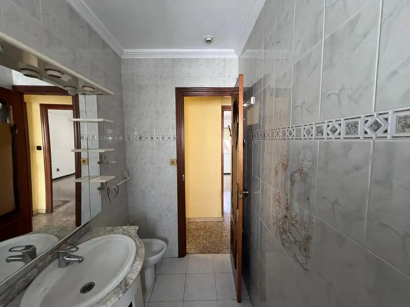 Badezimmer von Wohnung zum Verkauf in San Juan de Aznalfarache