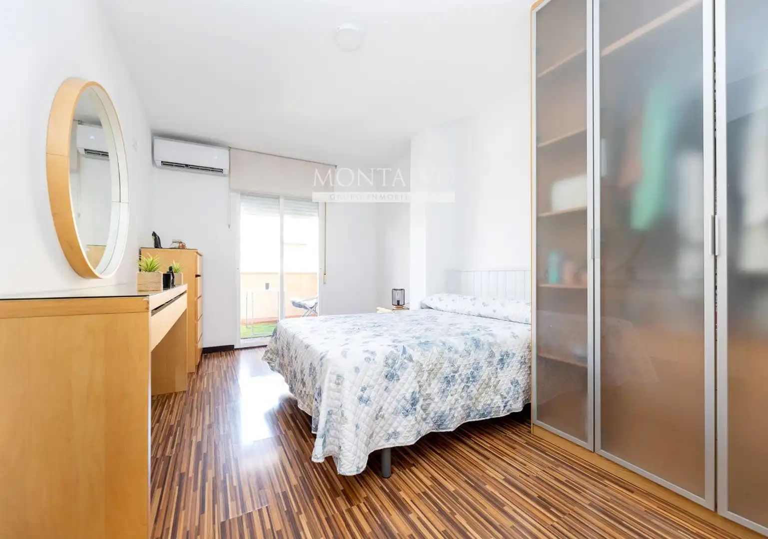 Habitación de Ático en venta en Atarfe con Terraza y Amueblado