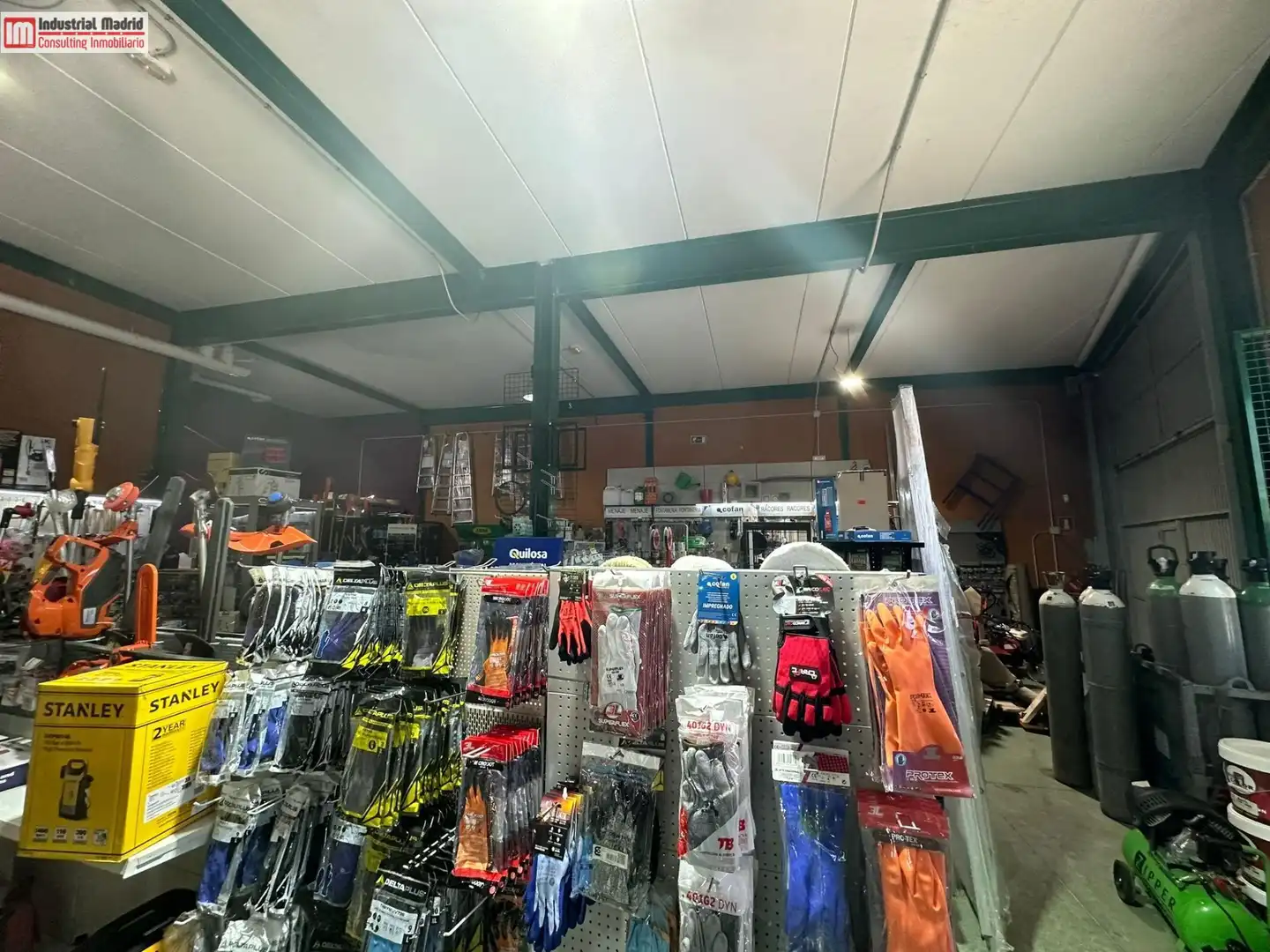 Nave industrial en venta en Torres de la Alameda, imagen 2