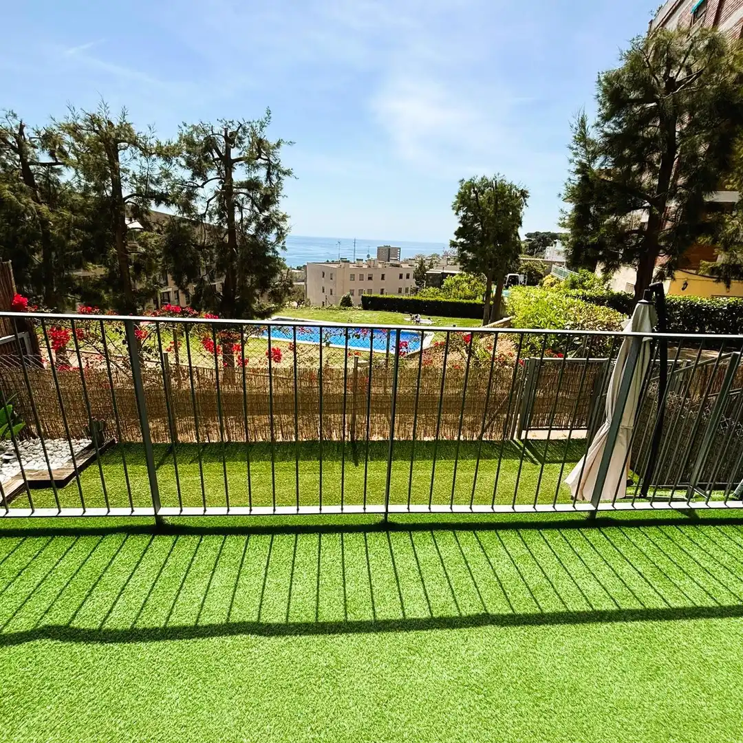 Terraza de Piso en venta en Montgat con Aire acondicionado, Calefacción y Jardín privado