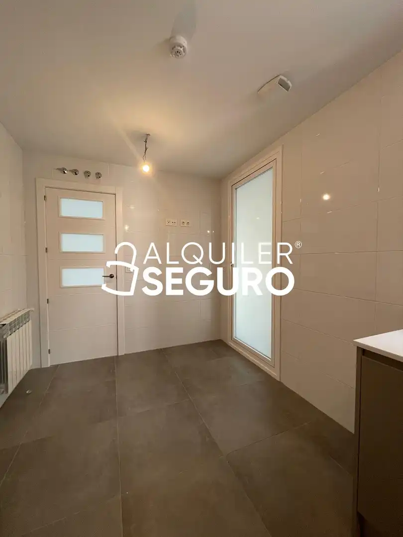 Flat for rent in Maria de Maeztu, Arroyo del Fresno