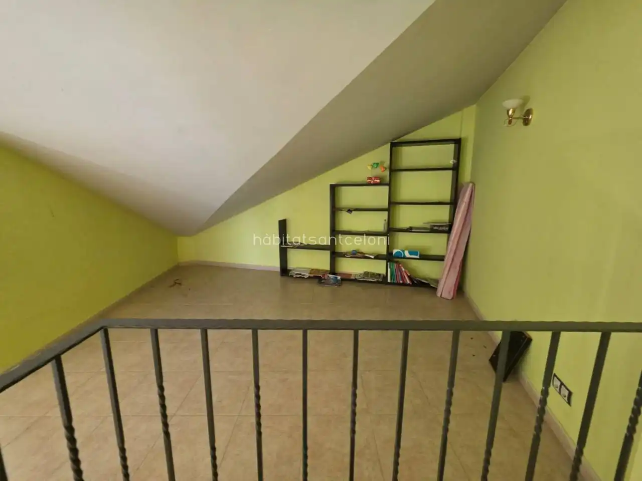 Maisonette zum Verkauf in Riells i Viabrea mit Terrasse, Balkon und Gemeinschaftspool