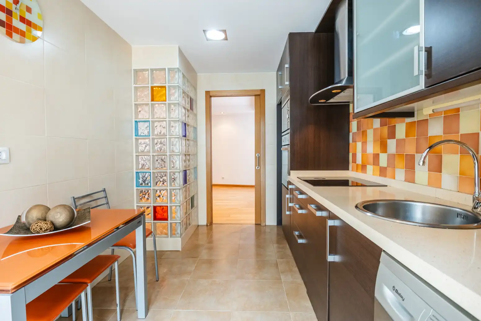 Cocina de Piso de alquiler en San Martín del Rey Aurelio con Calefacción, Terraza y Trastero
