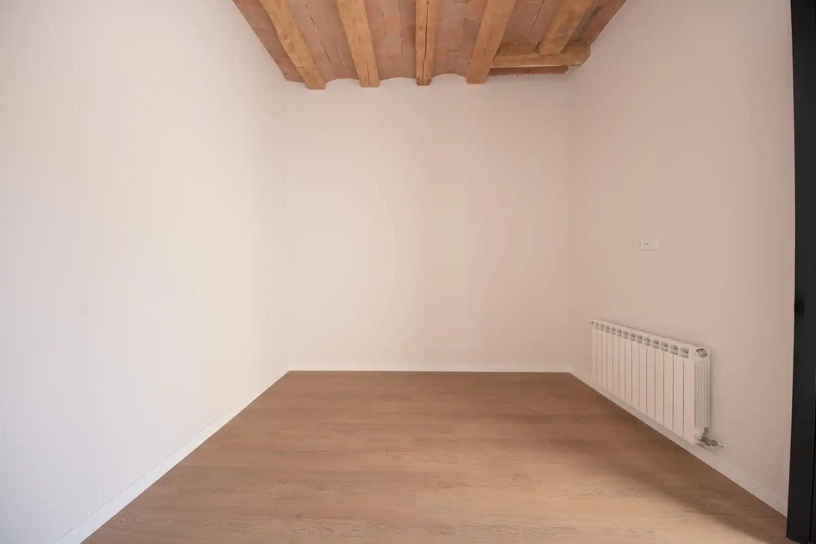 Detached homes for sale in Eixample