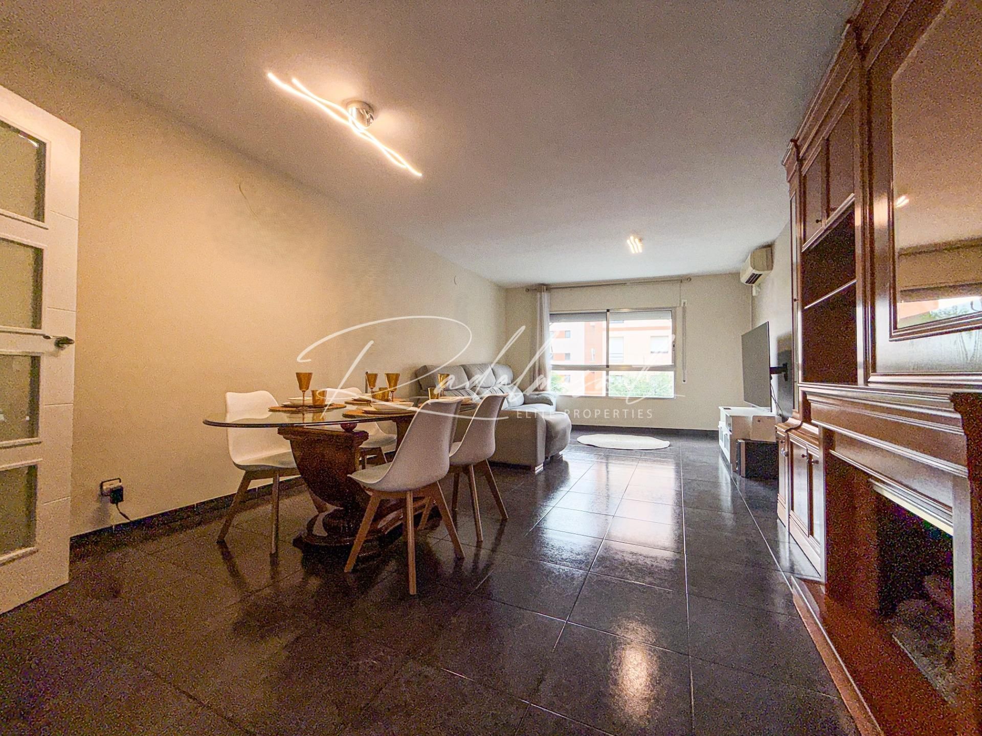 Exterior view of Flat for sale in  Tarragona Capital  with Air Conditioner