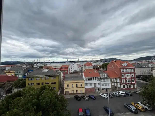 Vista exterior de Pis en venda en Ferrol amb Parquet, Forn i Rentadora