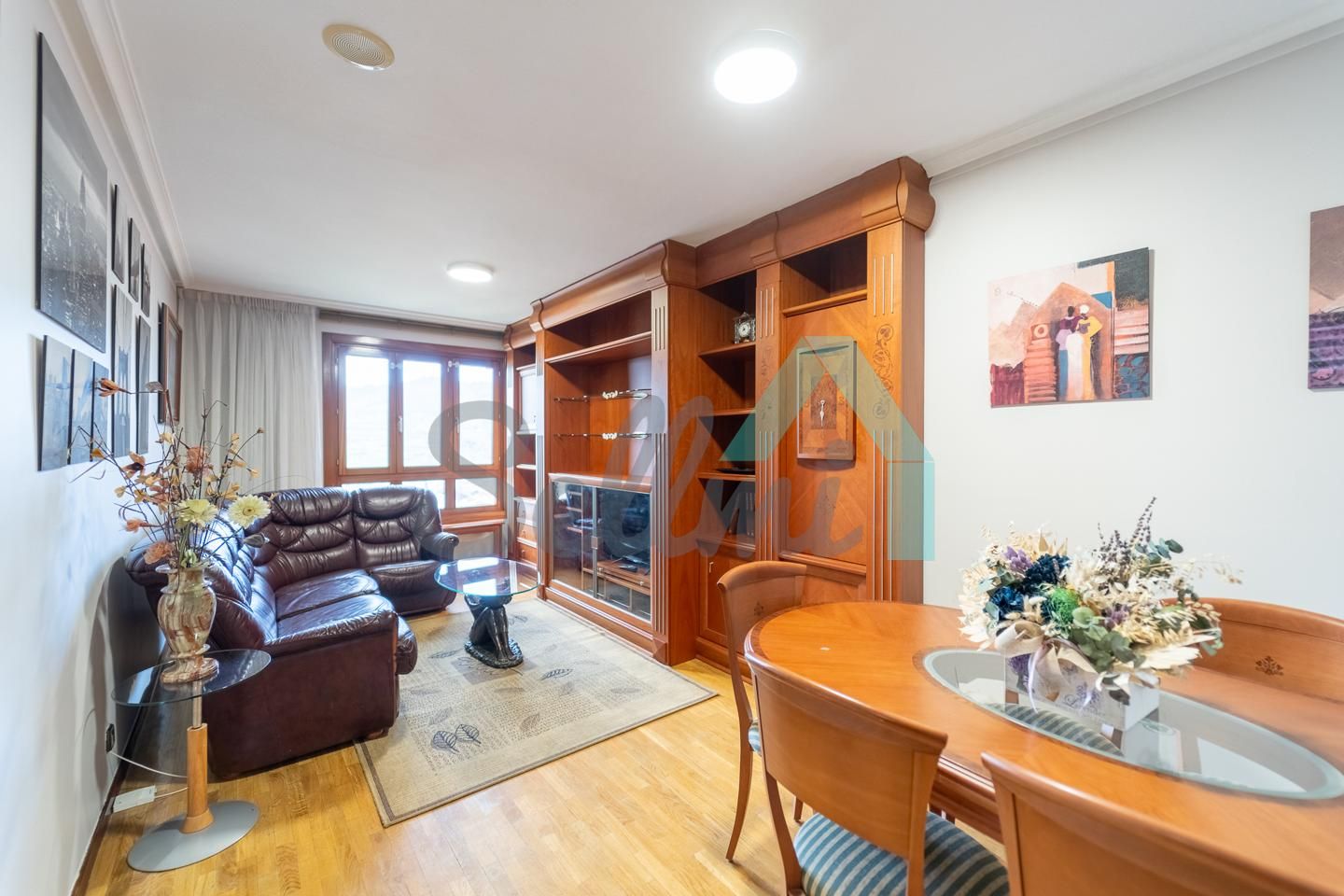 Living room of Duplex for rent in Oviedo   with Heating, Parquet flooring and Storage room