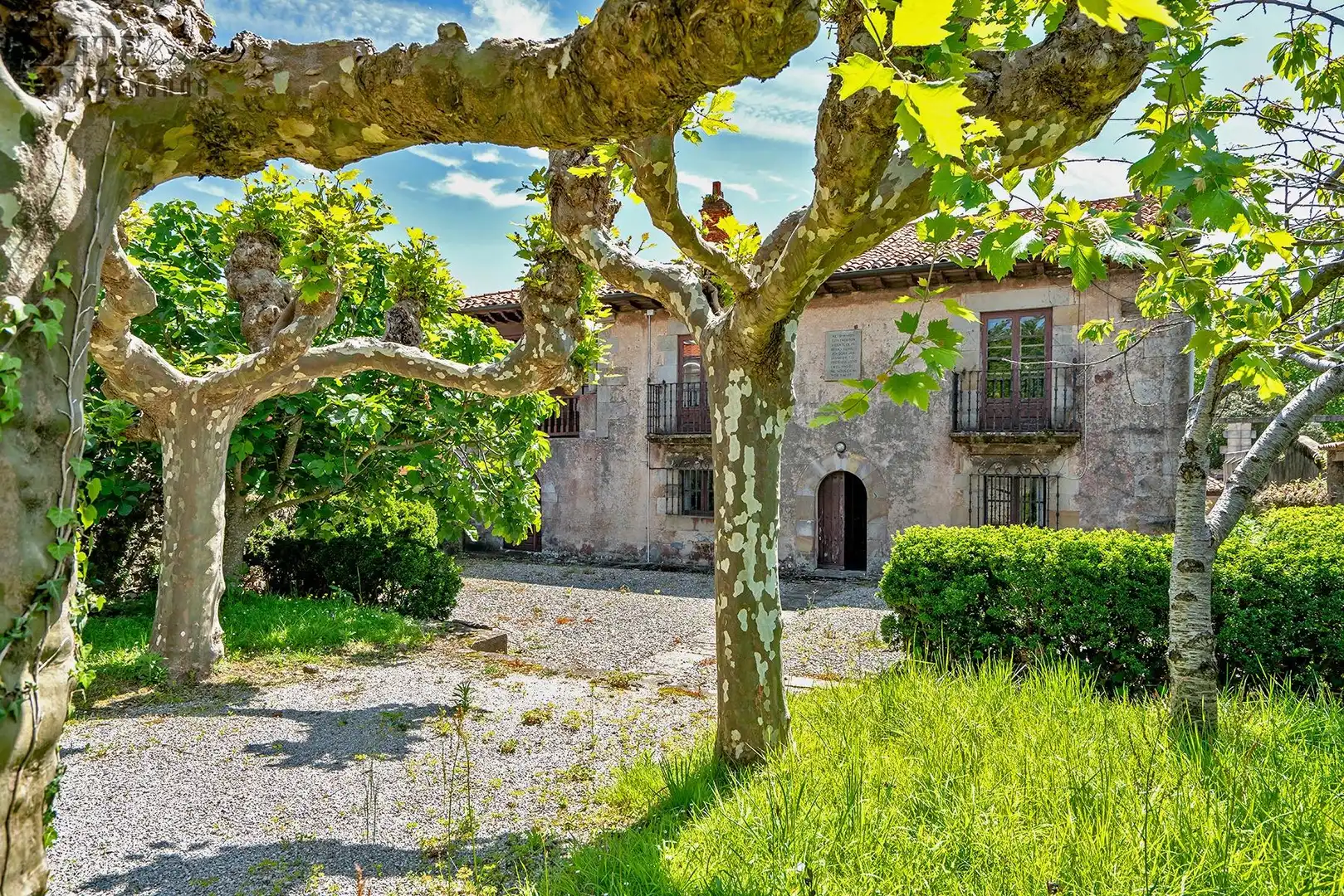 Vista exterior de Casa o xalet en venda en Polanco amb Jardí privat, Terrassa i Balcó