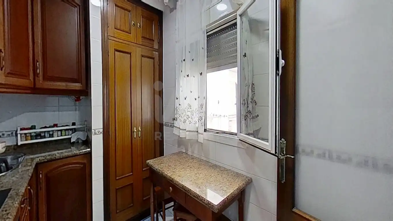 Kitchen of Flat for sale in Arcos de la Frontera  with Air Conditioner