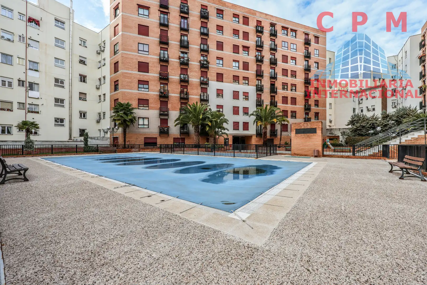 Piscina de Pis de lloguer en Madrid amb Aire condicionat, Calefacció i Parquet