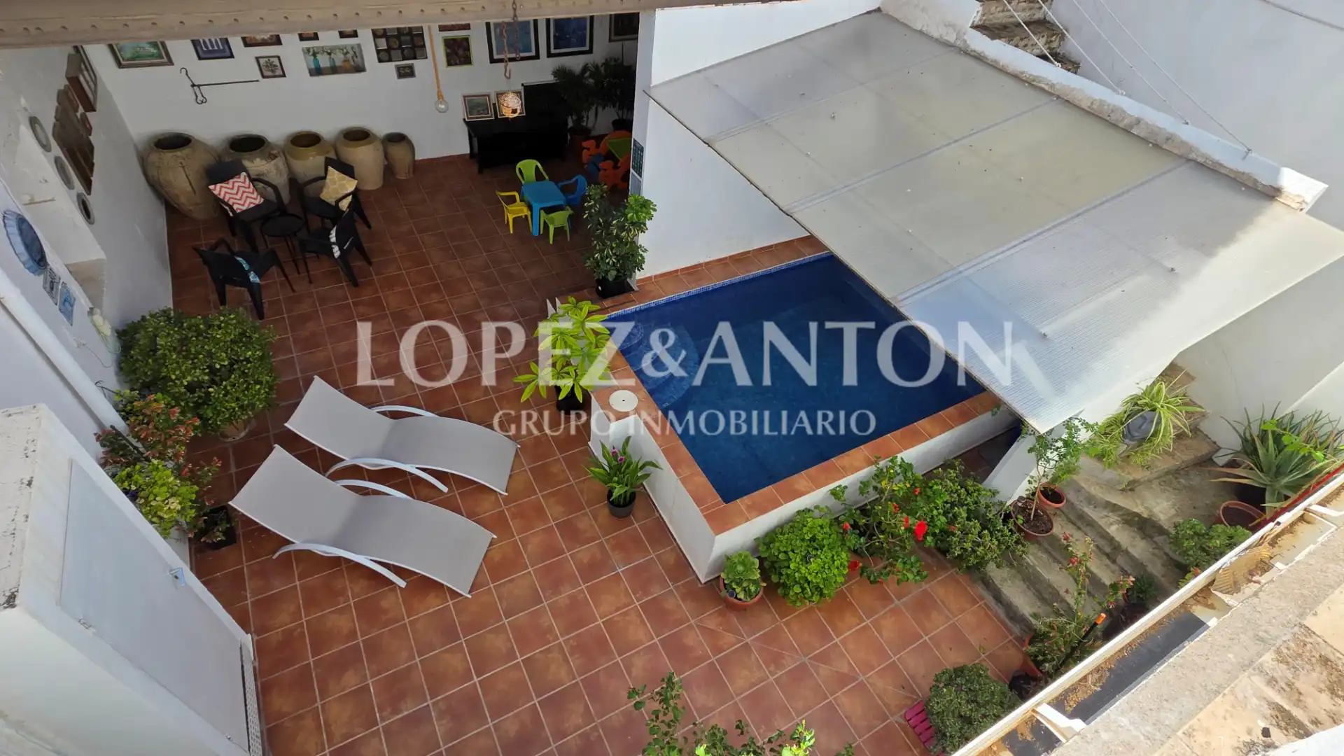 Terrace of Detached homes for sale in La Pobla de Vallbona  with Air Conditioner, Terrace and Swimming Pool