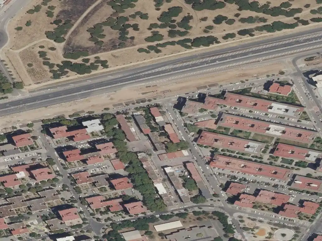 Piso en venta en CAZALLA DE LA SIERRA 13, imagen 2