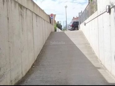 Individuel à vendre à Carrer de l'Alcalde Francesc Marcet 1
