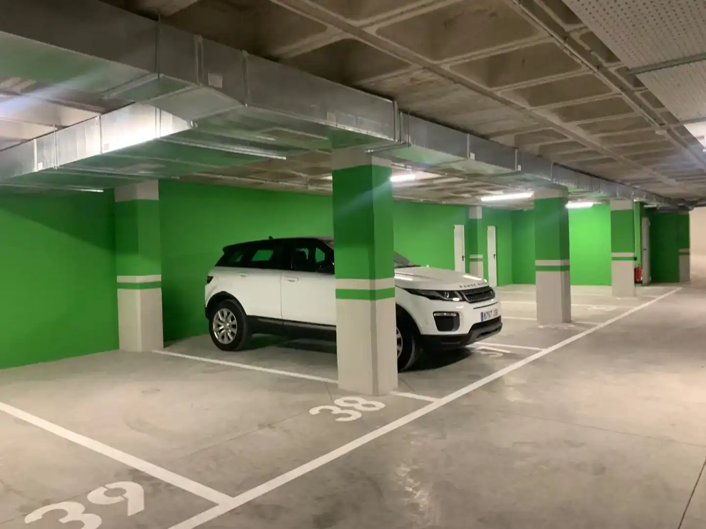 Parking of Flat for rent in Las Palmas de Gran Canaria  with Parquet flooring, Swimming Pool and Furnished