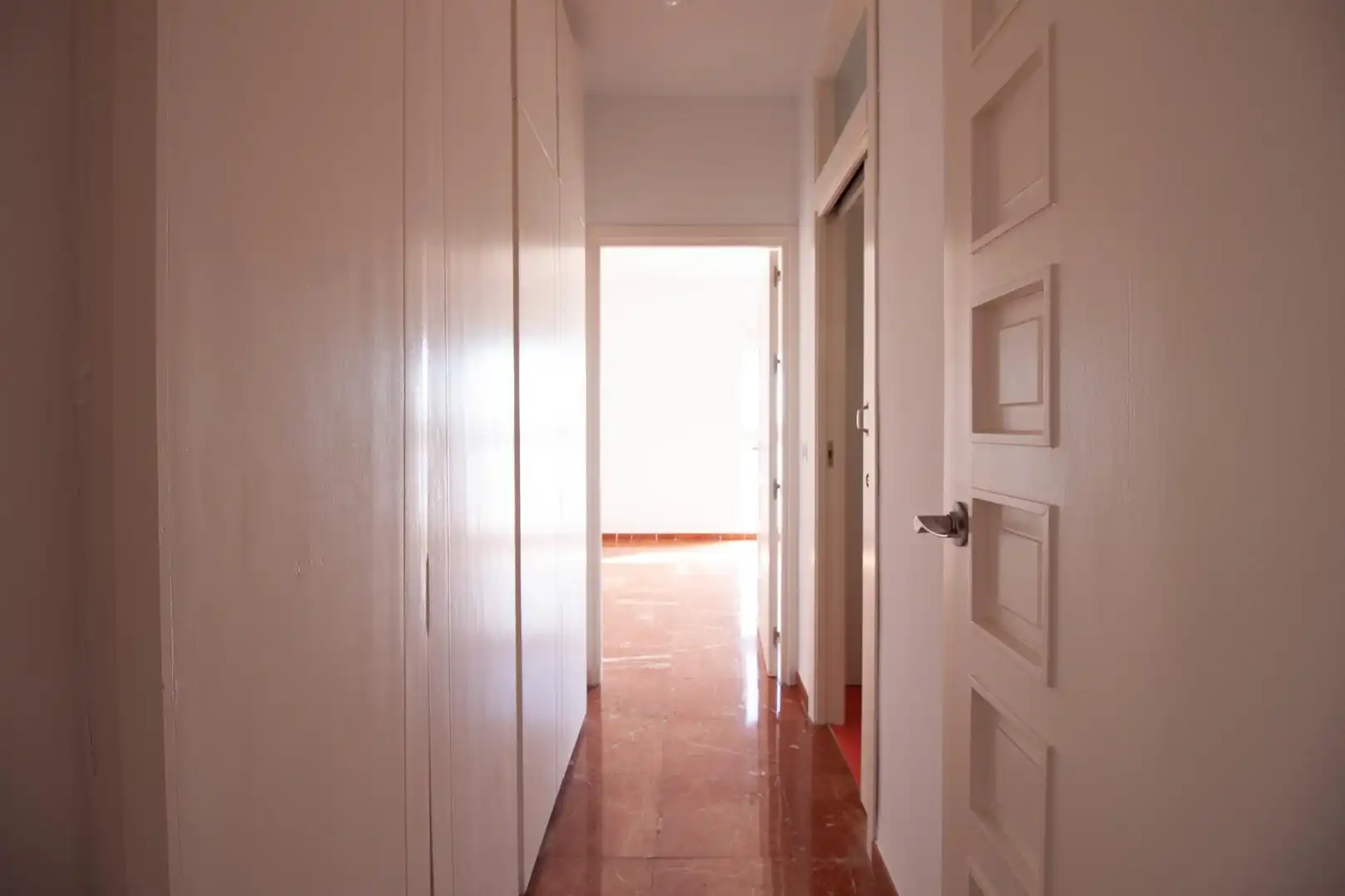 Flat for rent in Sevilla  with Air Conditioner and Heating