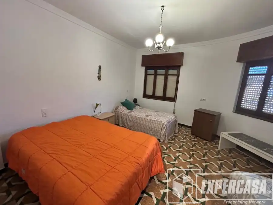 Habitación de Finca rústica en venta en Alzira con Terraza y Trastero