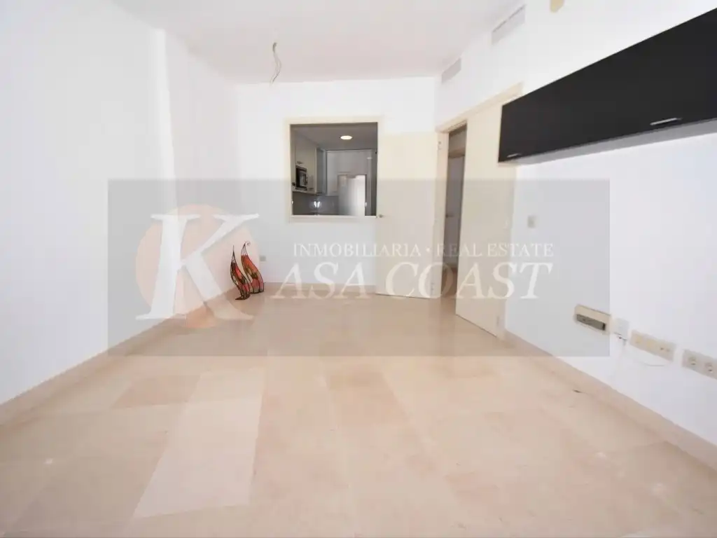 Attic for sale in Fuengirola  with Air Conditioner, Private garden and Terrace