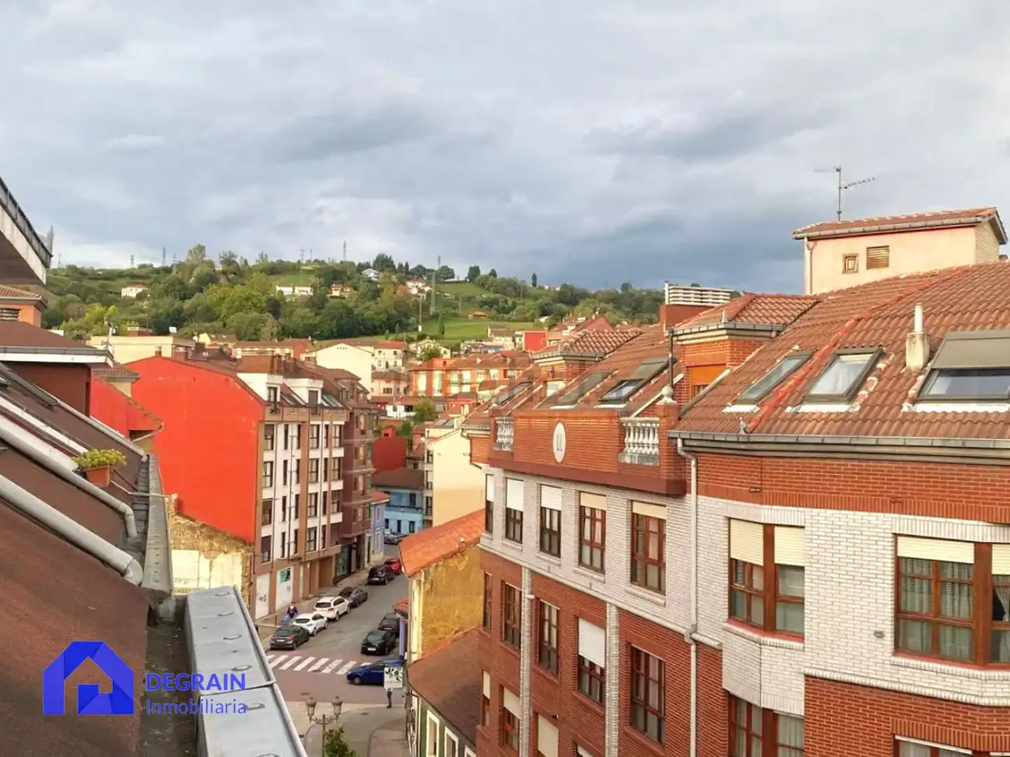 Exterior view of Attic for sale in Langreo  with Terrace and Storage room