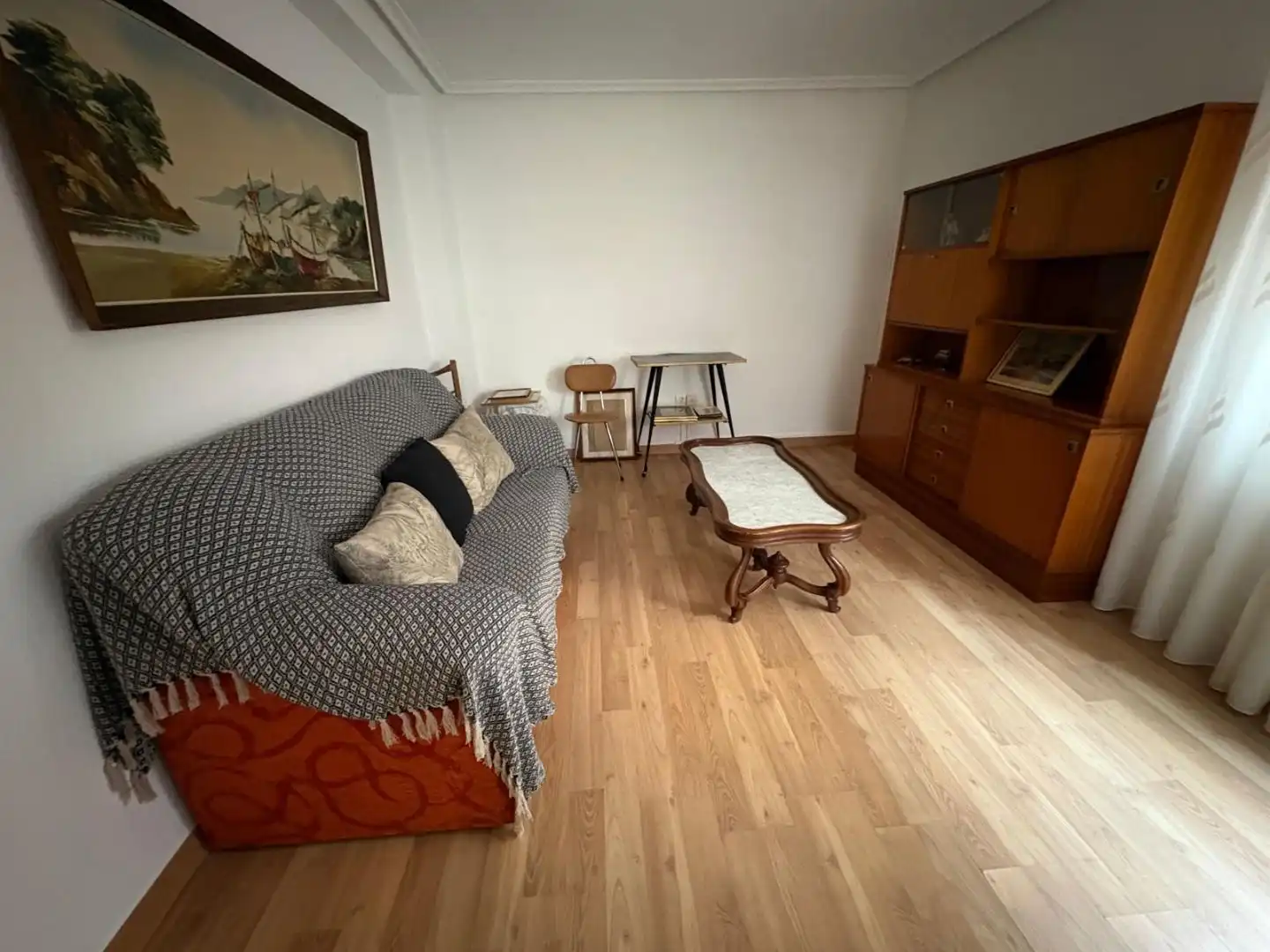 Sala d'estar de Pis en venda en León Capital 