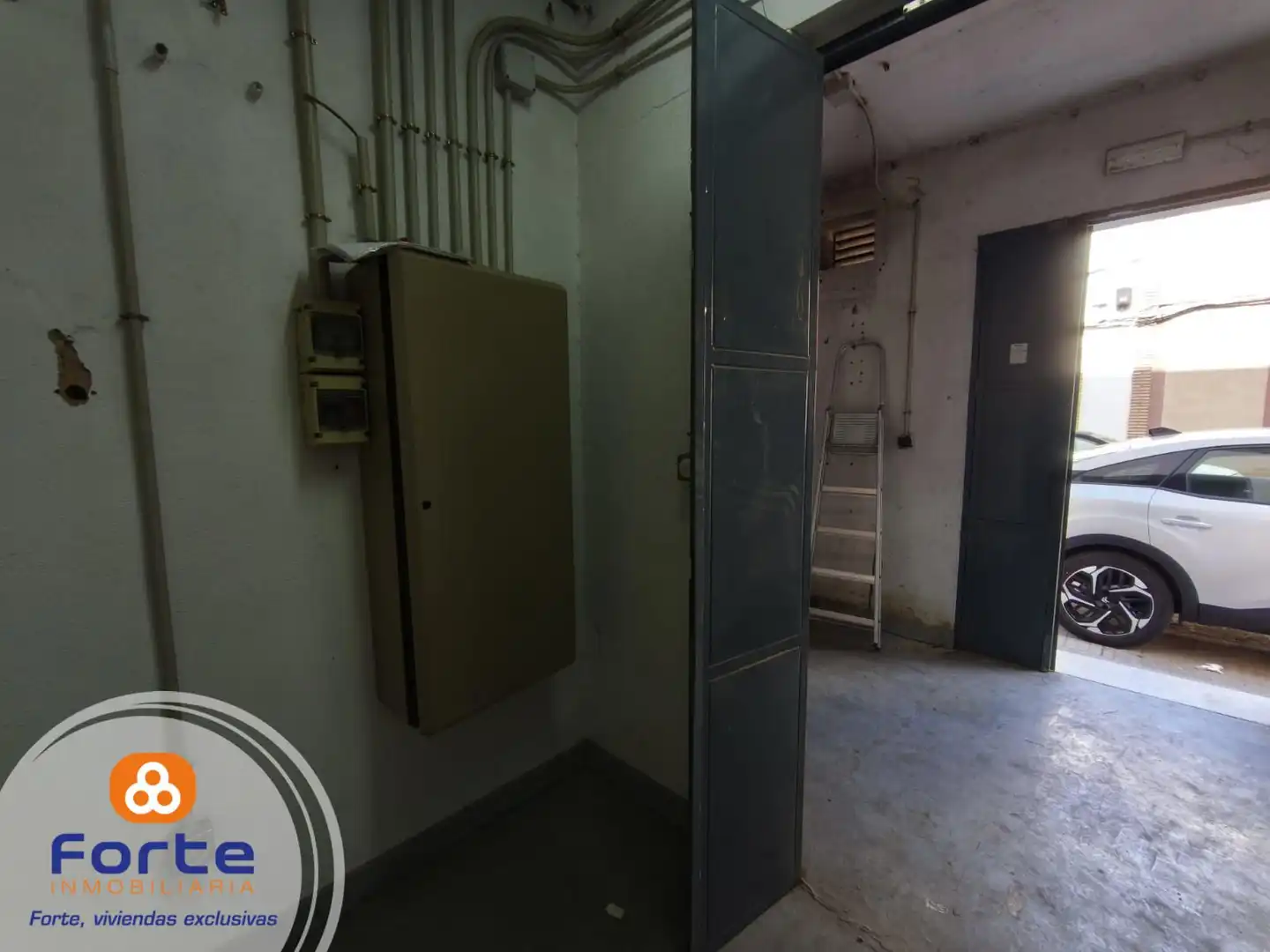 Local comercial en venda a Sur, imagen 8