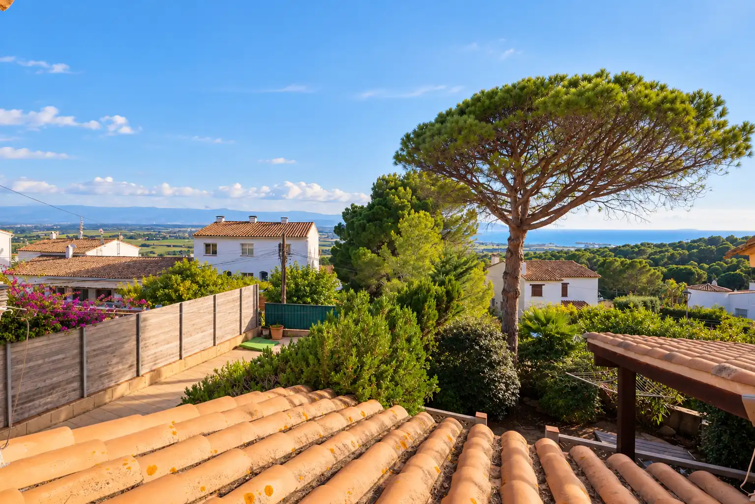 Vista exterior de Casa o xalet en venda en L'Estartit amb Aire condicionat i Calefacció