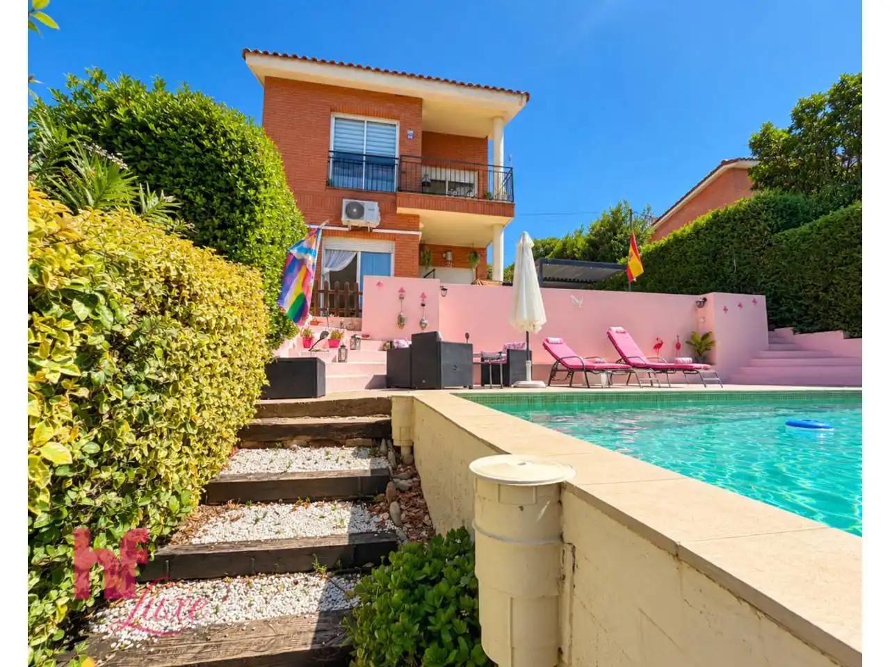 Swimming pool of Houses for sale in Rubí  with Air Conditioner, Heating and Private garden