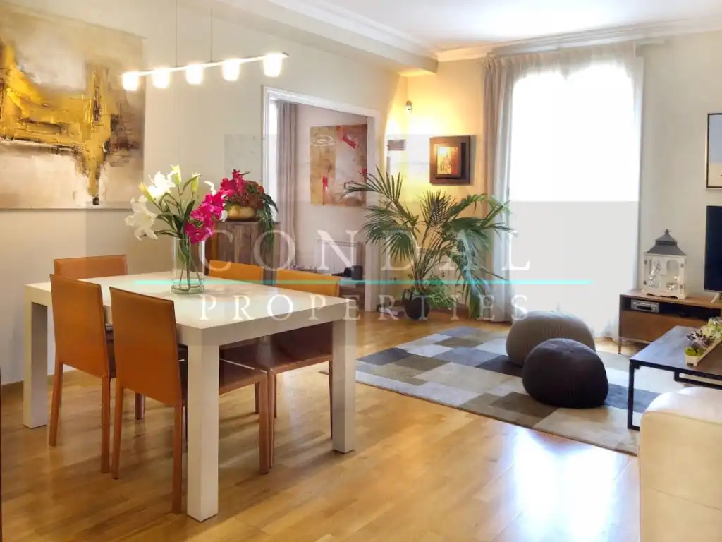 Sala d'estar de Pis en venda en Barcelona amb Terrassa
