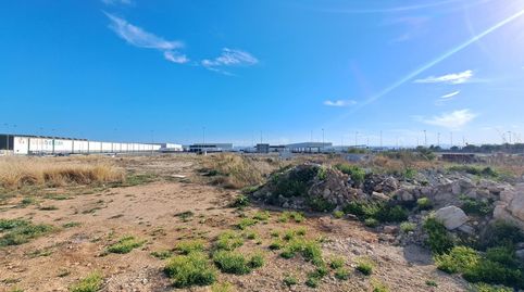 Foto 2 de Terreno industrial en venta en Urbanitzacions i Pedanies Nord, Alzira