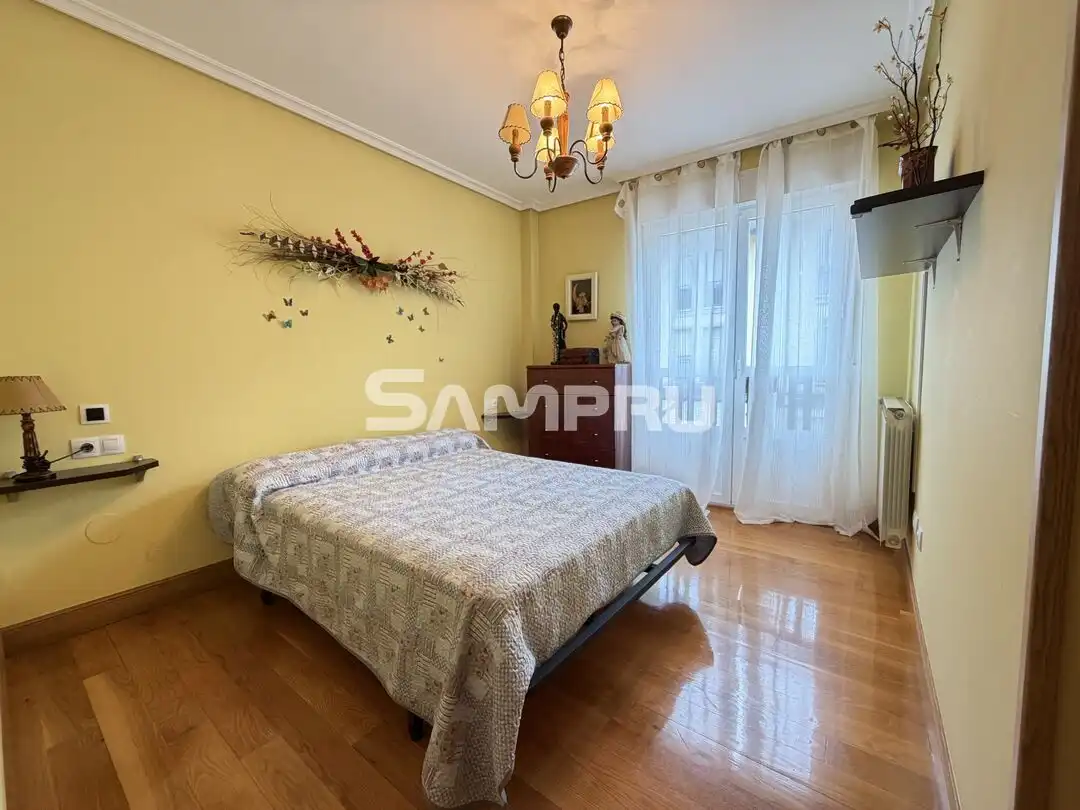 Schlafzimmer von Wohnung zum Verkauf in Aramaio mit Heizung, Abstellraum und Balkon