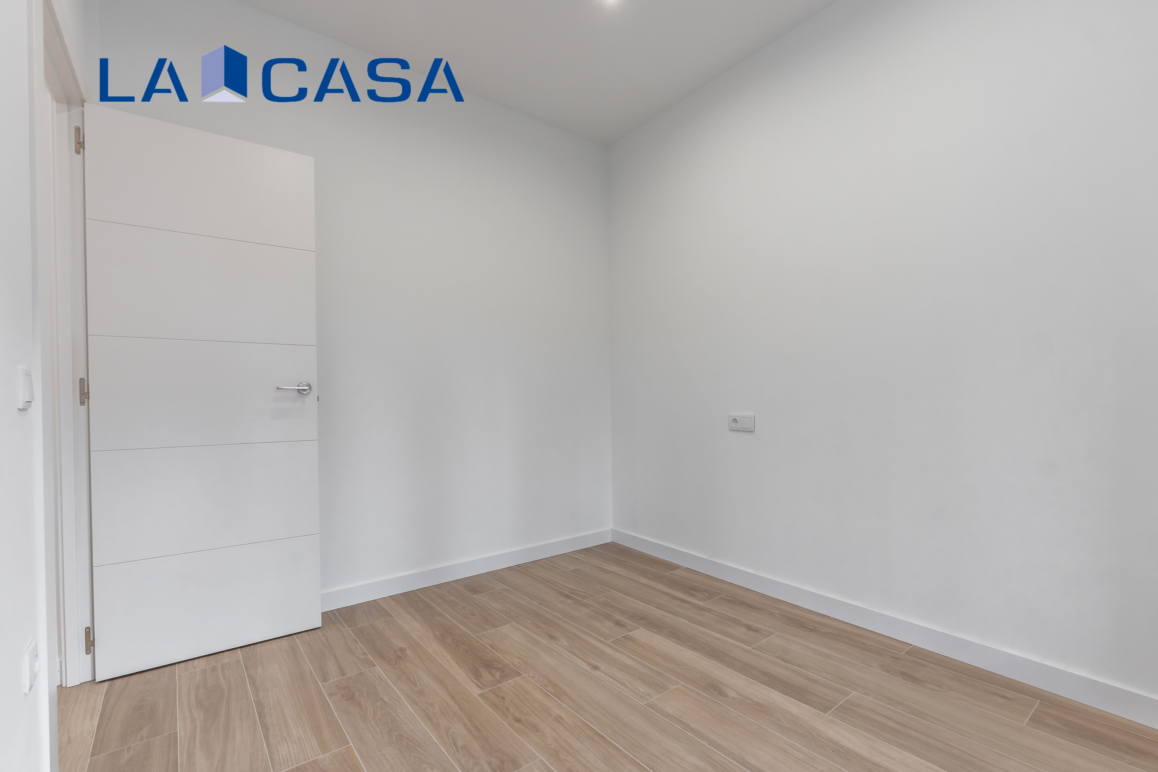 Flat for sale in  Madrid Capital