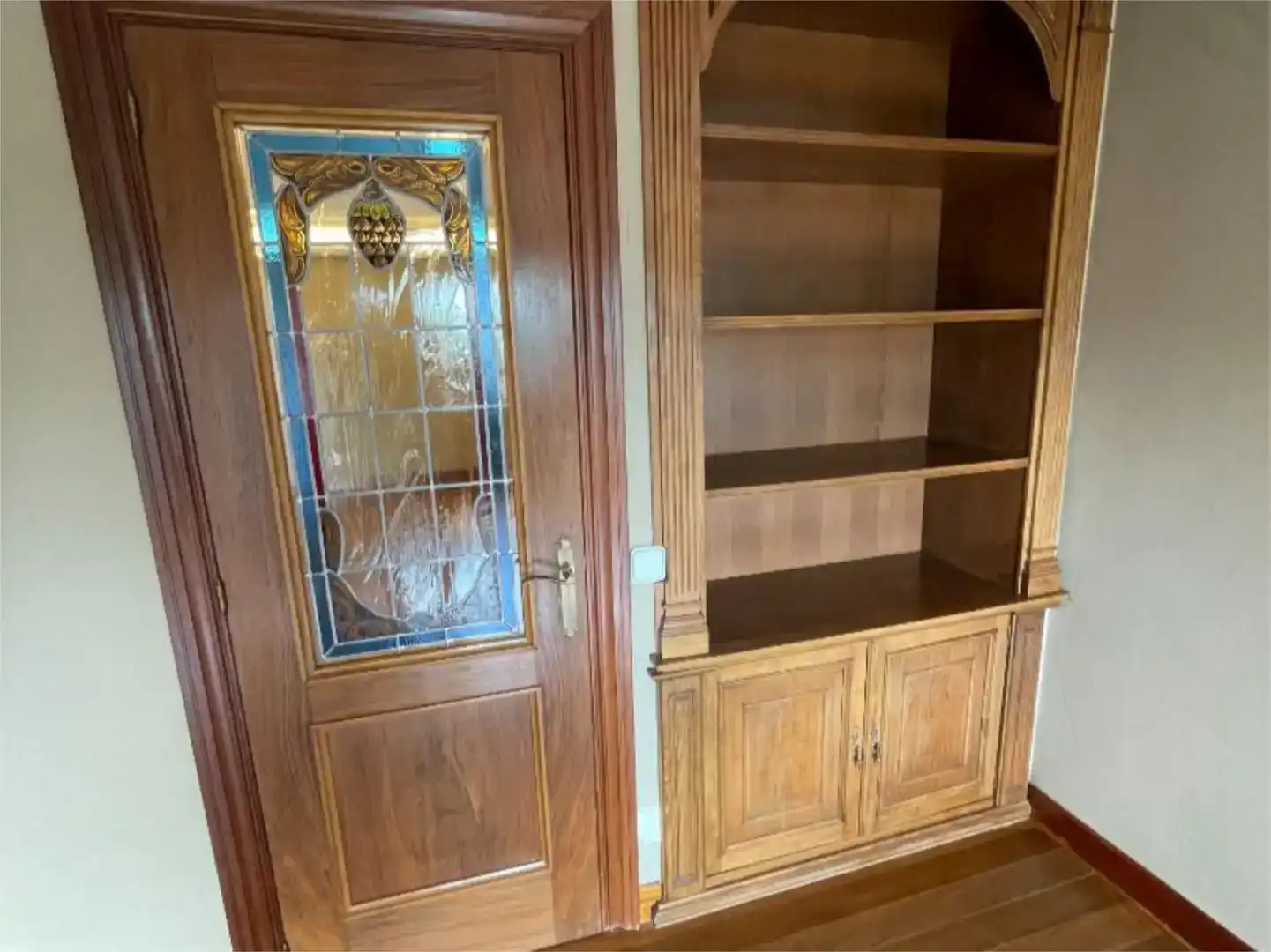 Piso en venta en León Capital  con Parquet, Trastero y Piscina