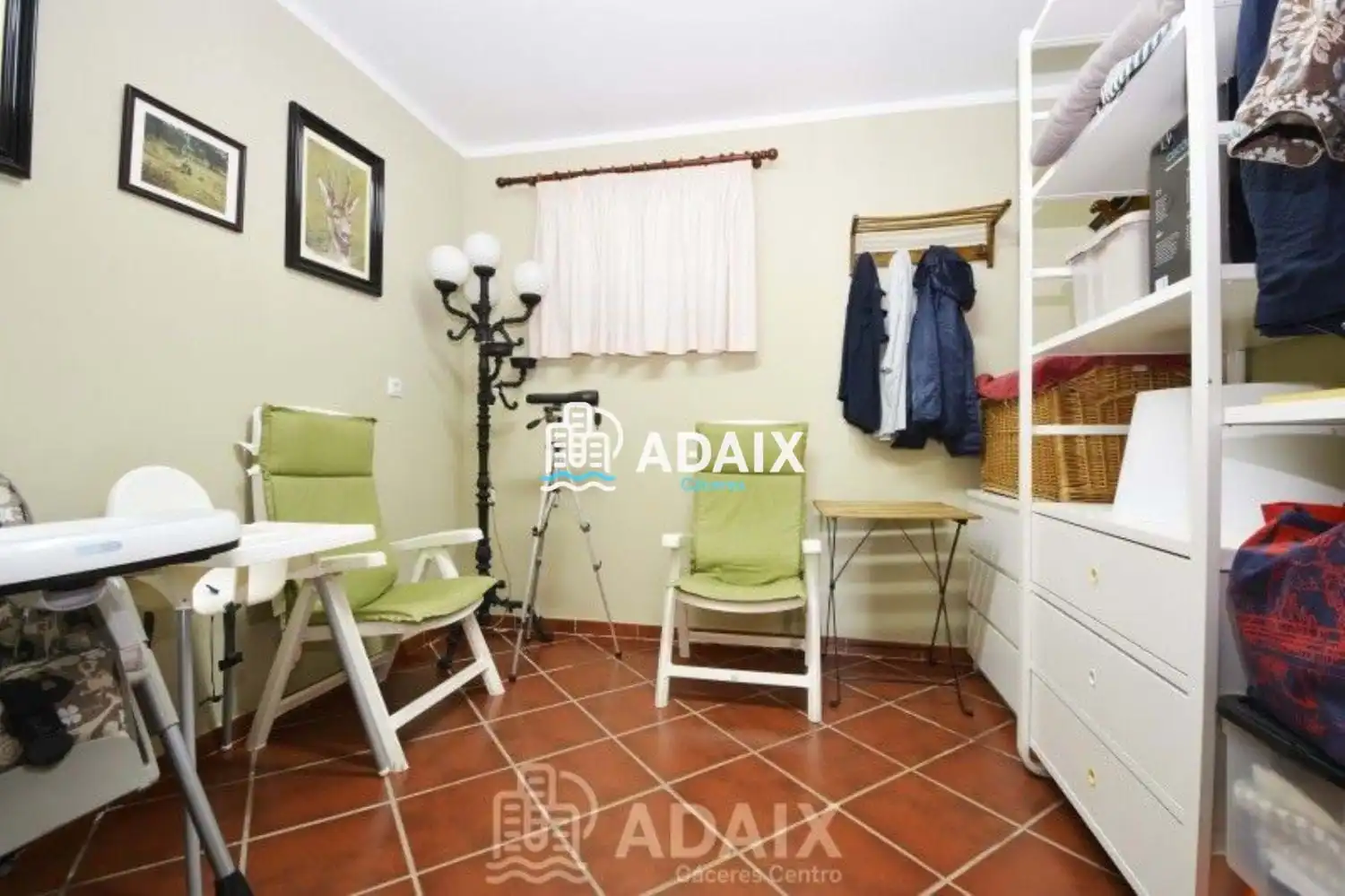 Jardí de Casa o xalet en venda en Cáceres amb Aire condicionat, Terrassa i Traster