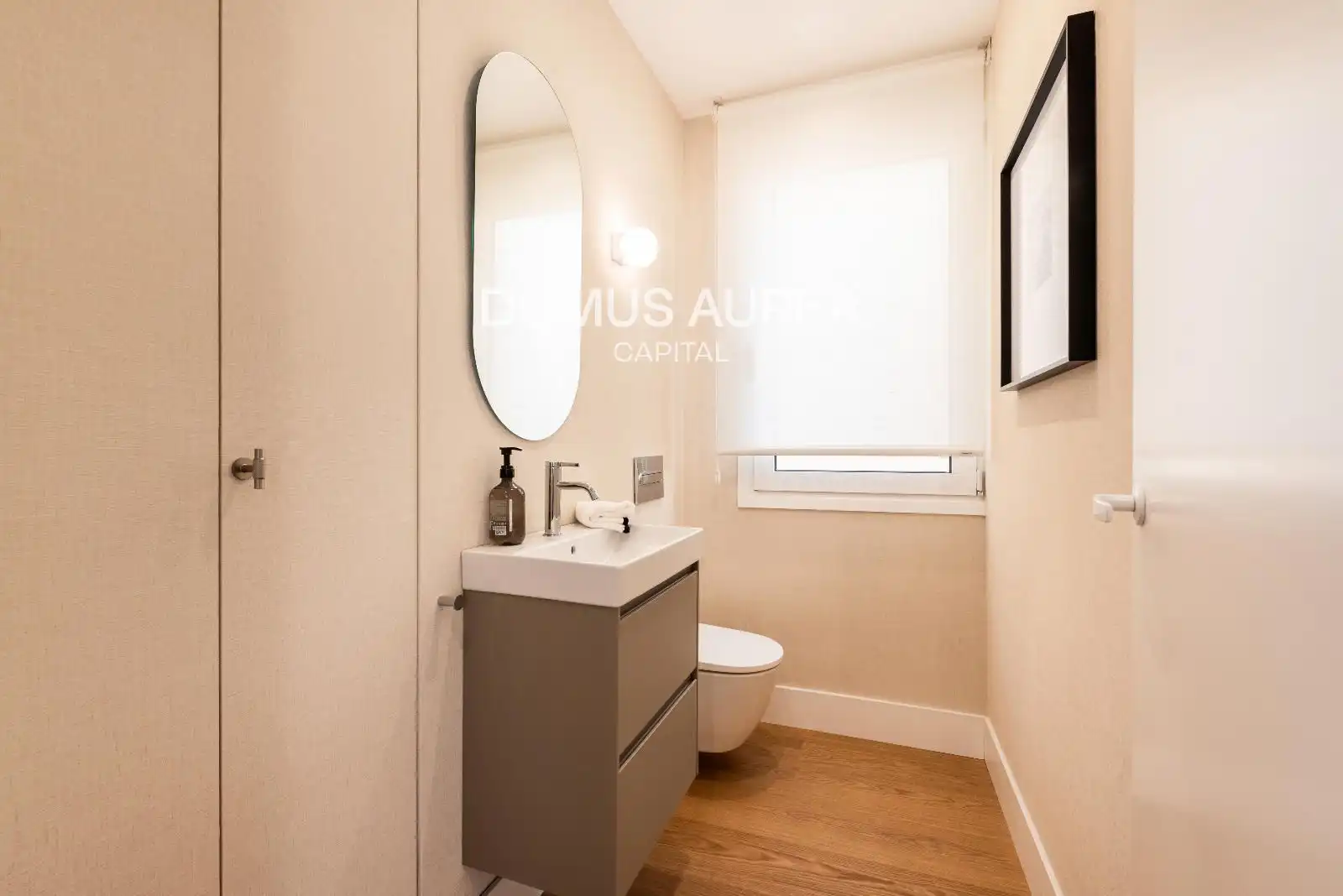 Badezimmer von Wohnung zum Verkauf in Madrid mit Klimaanlage, Parkett und Möbliert
