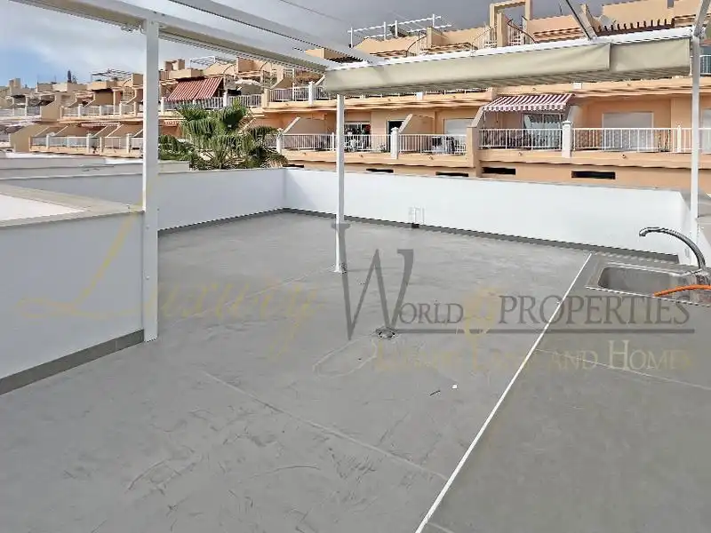 Terrasse von Dachboden zum Verkauf in Arona mit Klimaanlage, Terrasse und Abstellraum