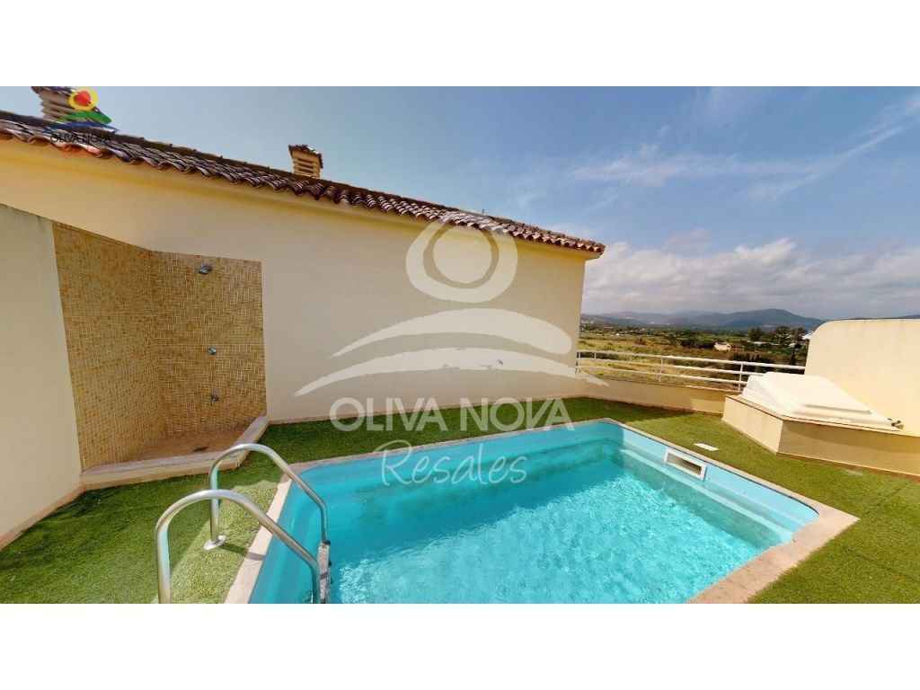 Swimming pool of Attic for sale in Oliva  with Terrace, Swimming Pool and Community pool