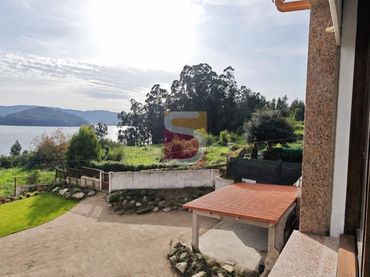 Casa en venda a Combarro