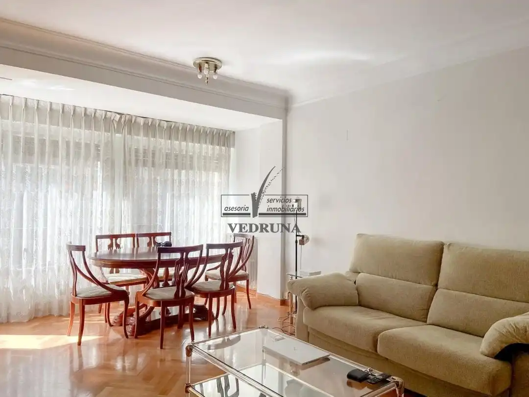 Living room of Flat for rent in Zaragoza  with Heating and Terrace