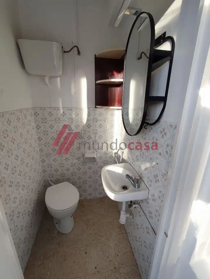 Baño de Piso de alquiler en Ferrol con Calefacción y Amueblado