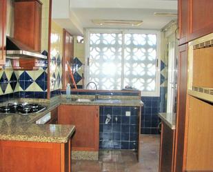 Kitchen of Flat to rent in  Valencia Capital  with Air Conditioner and Balcony