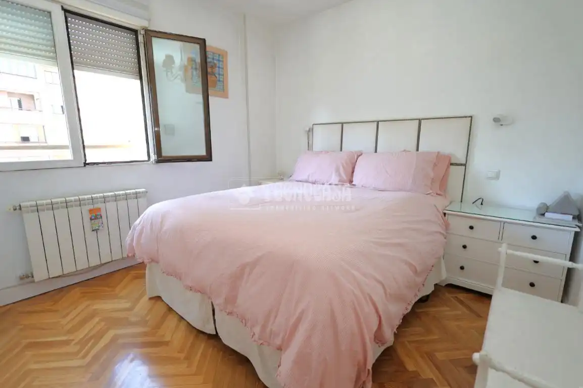 Habitación de Piso en venta en Madrid con Aire acondicionado y Calefacción