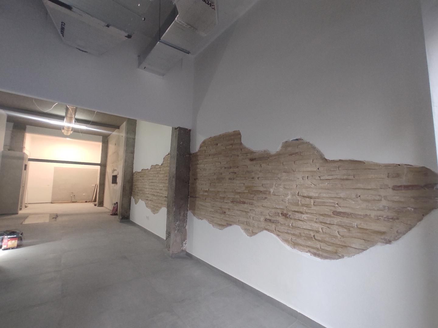 Premises for sale in  Valencia Capital