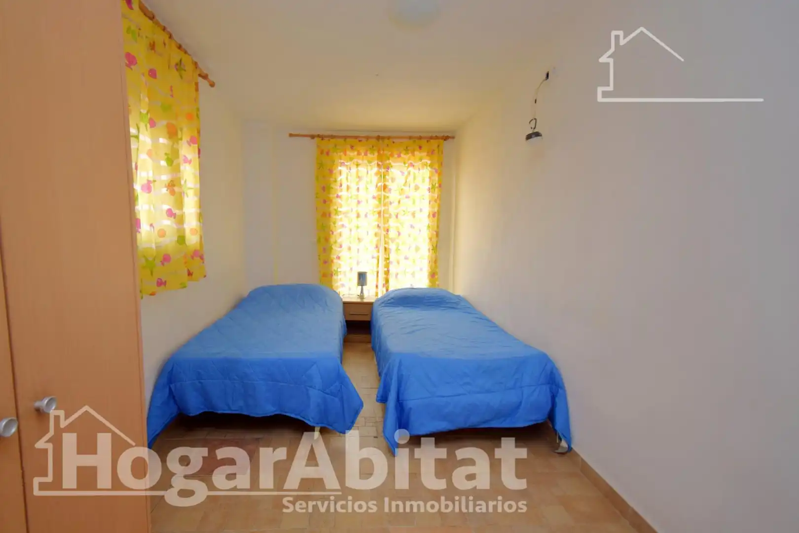 Habitación de Casa o chalet en venta en Llíria con Aire acondicionado, Calefacción y Jardín privado