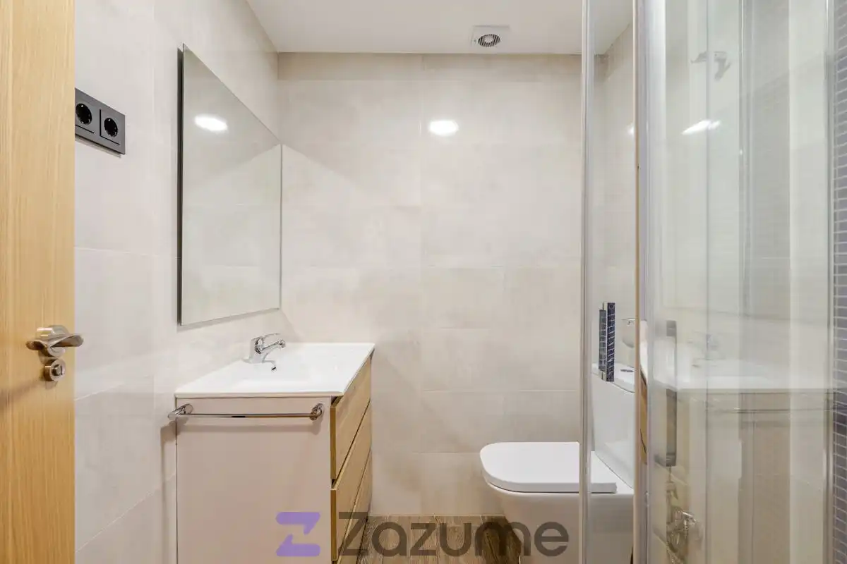 Bathroom of Flat for rent in Las Rozas de Madrid  with Heating, Private garden and Swimming Pool