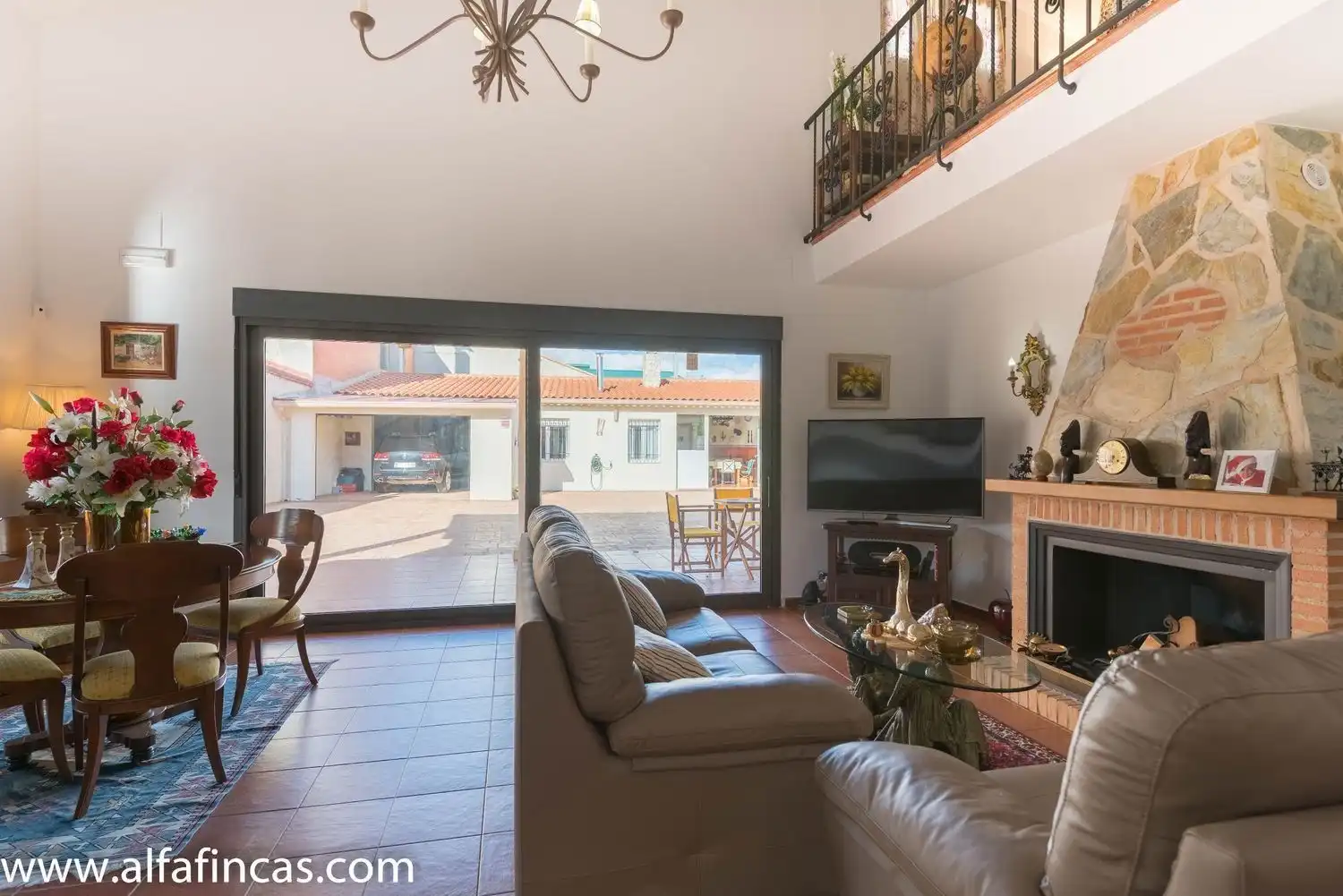 Sala de estar de Casa o chalet en venta en La Alberca de Záncara  con Jardín privado