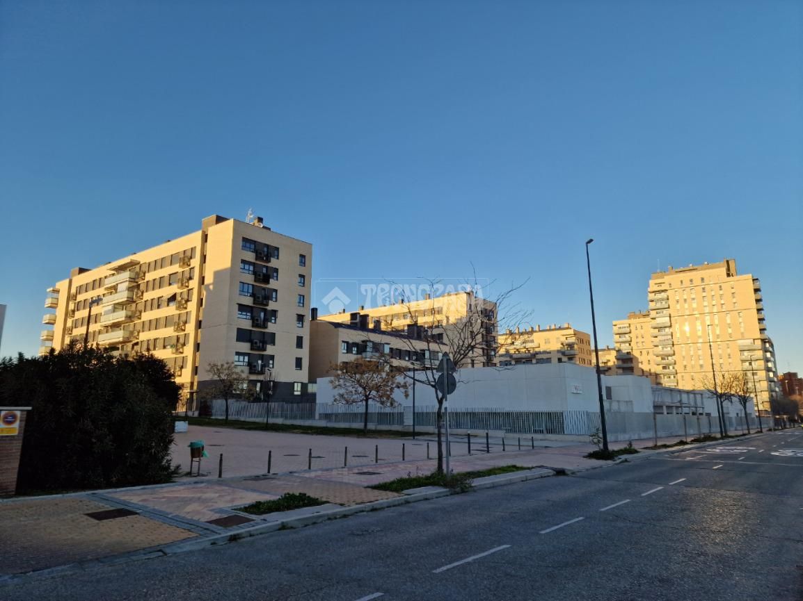 Exterior view of Flat for sale in Alcorcón  with Air Conditioner, Heating and Terrace