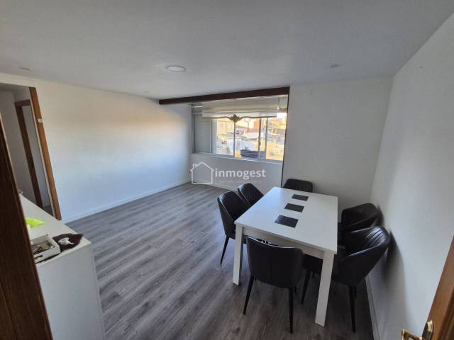 Piso en Venta en Calle Tramuntana en Barri Vell