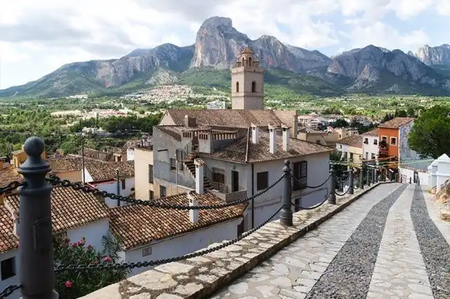 Vista exterior de Piso en venta en Polop