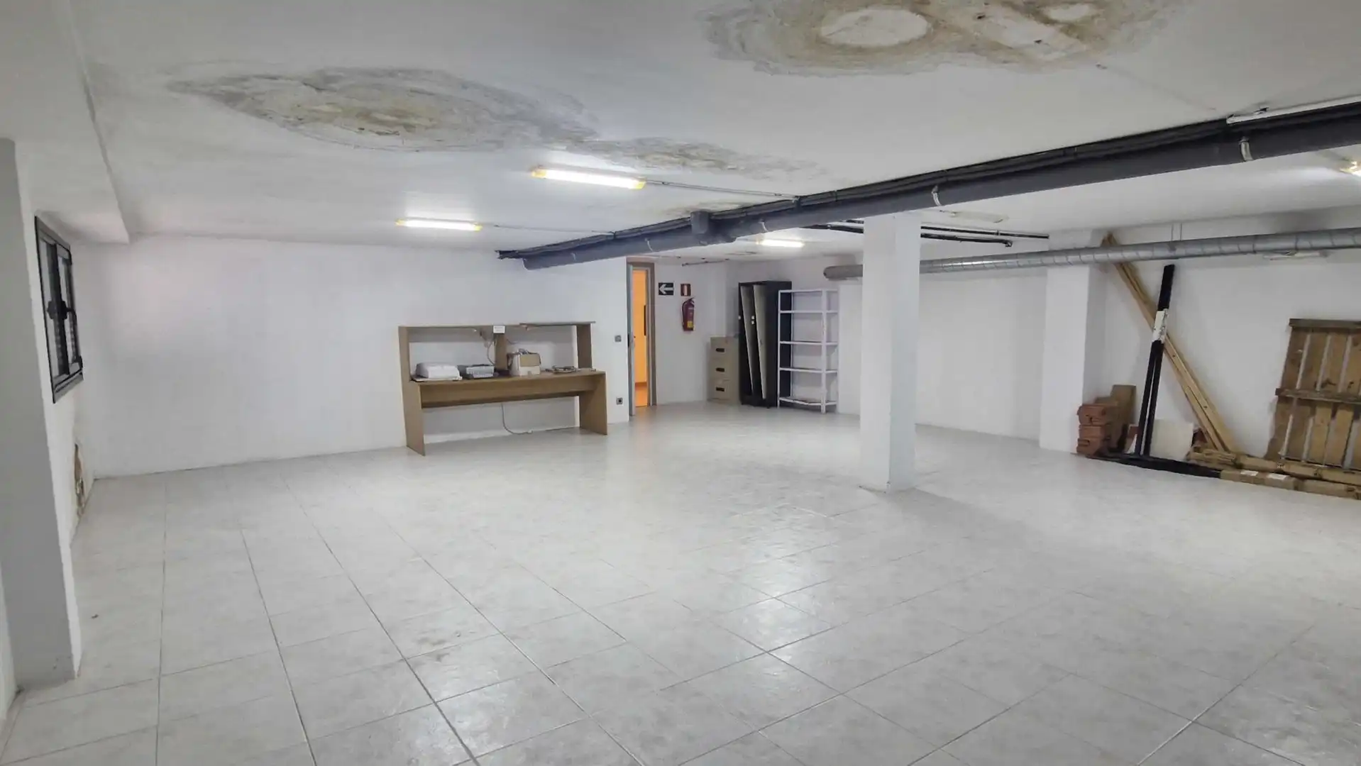 Büro zur Miete in Rúa Xosé Chao Rego 8, Santiago de Compostela, España, imagen 25