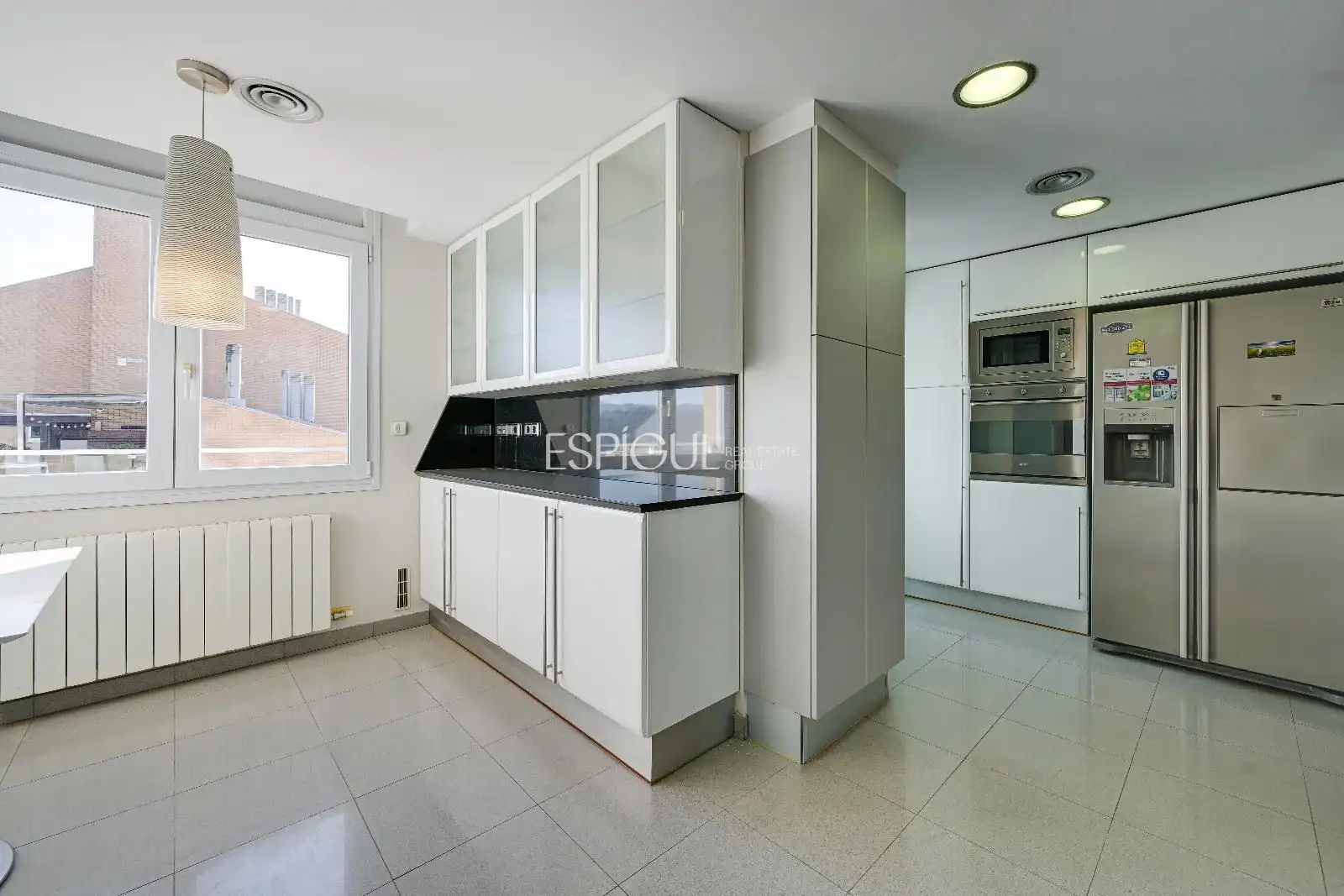 Kitchen of Attic for sale in Girona  with Air Conditioner, Heating and Terrace